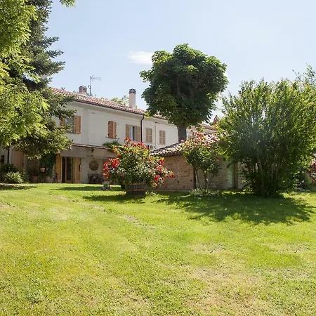 A Casa Da Marcella 3* Montefelcino